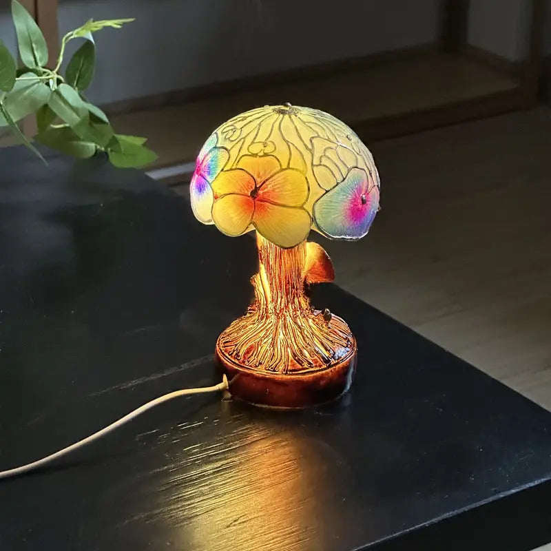 Florale Pilzlampe im Boho-Chic