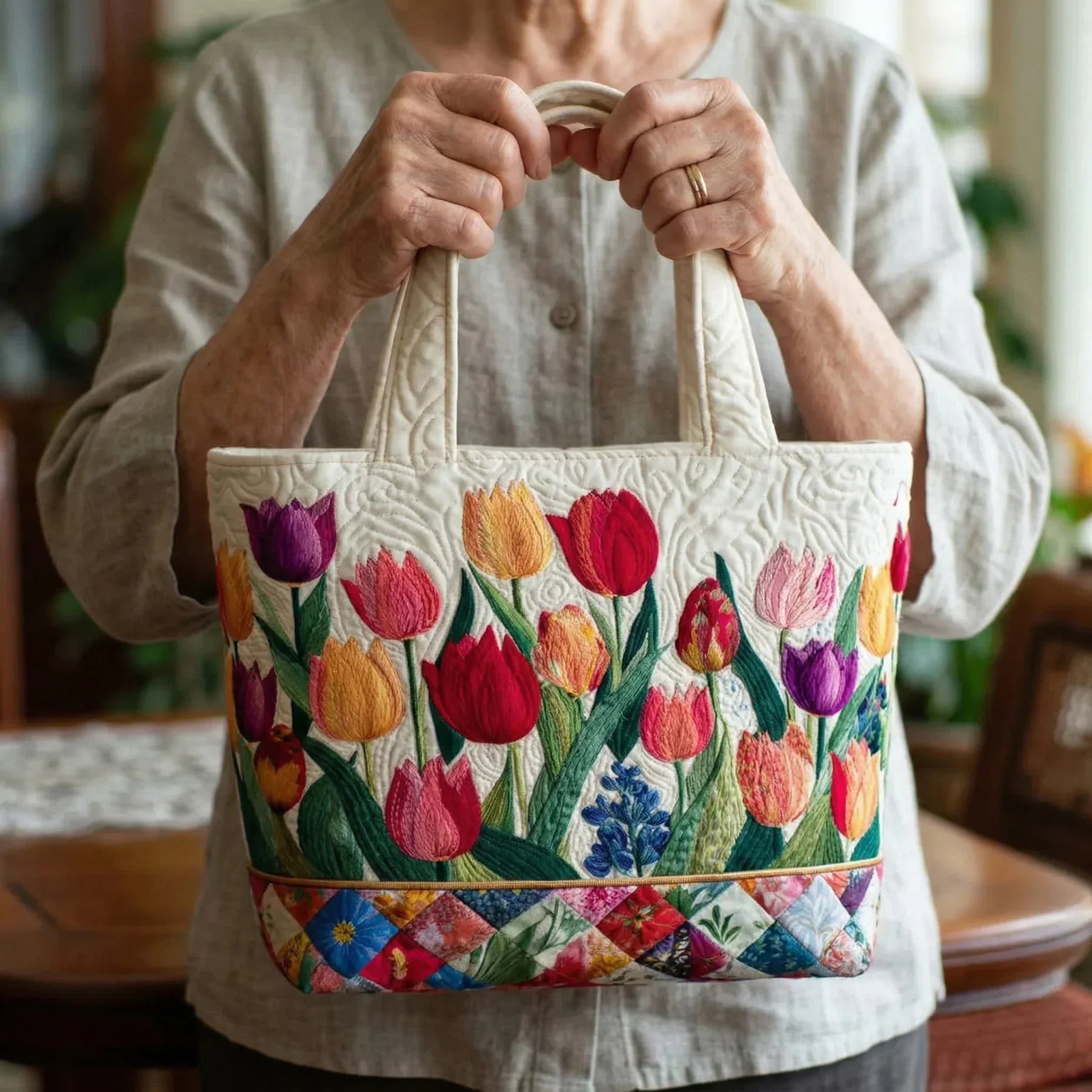 Gesteppte Tasche – Tulpengarten