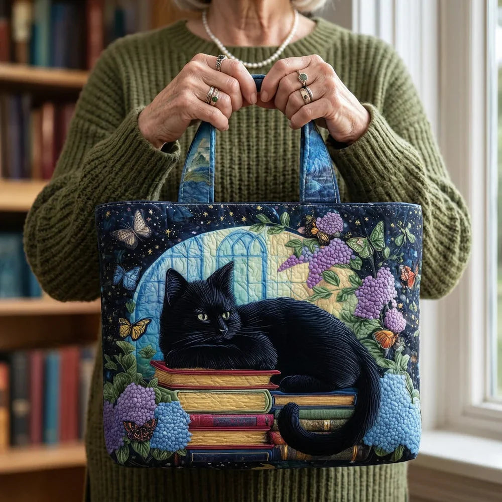 Handgefertigte Tasche – Schwarze Katze auf Büchern